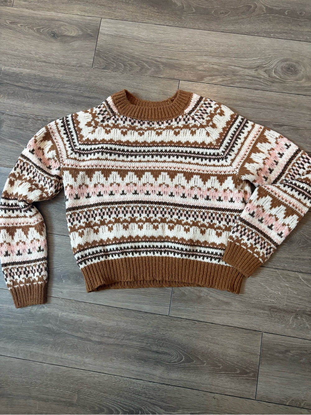 SO Brown, White & Pink Nordic-Pattern Crewneck Sweater
